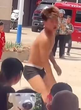 32��⧲������ĸ�Ц˲��