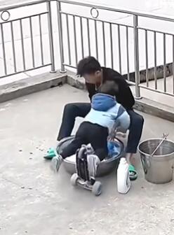 �������̵ı�Ц˲�� ������Ц