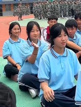 �̵��ѵʱ�ı�Цʱ�̣����������ݵİ�