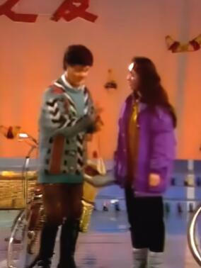 小品《卖梨》赵本山 王平 王玲