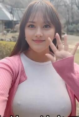 假日去公园太显眼了