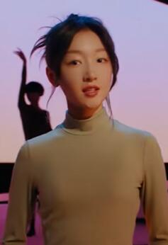 周冬雨内衣广告