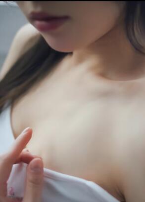 我劝你用大一点的屏幕看 女主小红薯