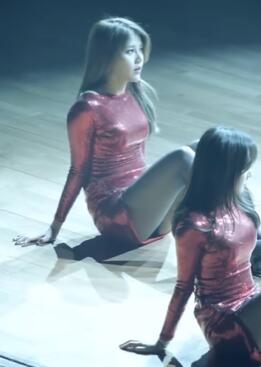 AOA - miniskirt 惠晶