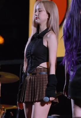 241011 银河(VIVIZ) (EUNHA)PULL UP 8K FANCAM