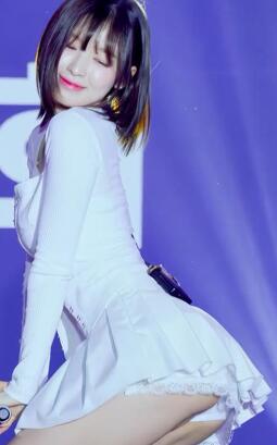 Arin小姐姐白色短裙跳舞直拍慢放~009