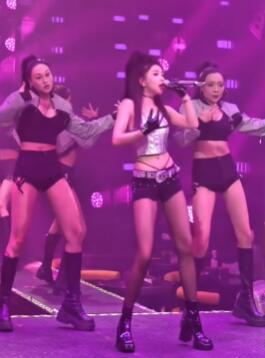 �������ϡ��������ߣ���������