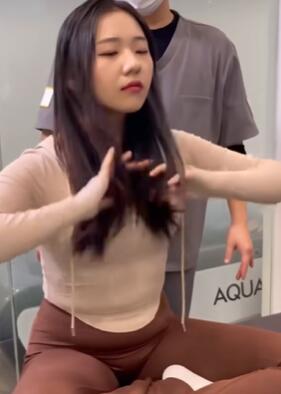 ASMR:全身正骨治疗 第二季 231112