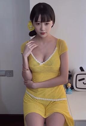 今天看起来,完全是妈妈级别的