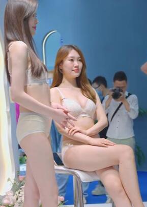 2023深圳SIUF内衣展 #内衣秀 Racing Model 10