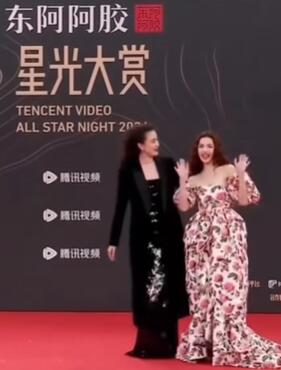 宋佳钟楚曦就这么水灵灵的亲了