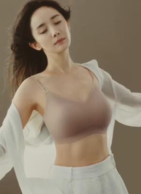 杨幂维密反重力文胸