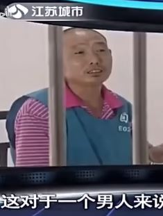 外甥看到舅妈太漂亮,强行发生三次关系