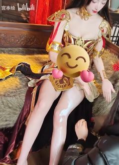 诚聘一位擦腿工【美杜莎cos】