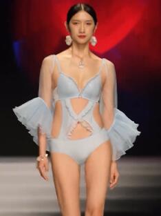 【特写竖屏】针博会诱惑内衣秀【8】