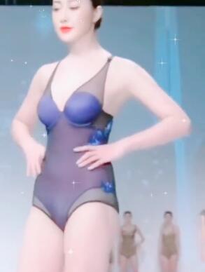 模特秀泳装时尚走秀38