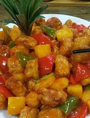 菠萝咕噜肉的做法