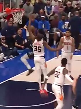 太阳vs独行侠 欧文突破杜兰特,空中小拉杆打成2+1