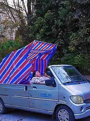 搞笑视频每日一笑 笑到肚子疼