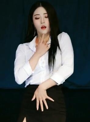 �ճ������� ������Ů���Ѹ�����