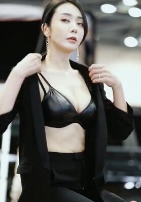 �����·����Ǹ��� ��λͷ��