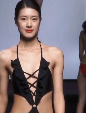 ��Ůģ������ž������Ƶ13