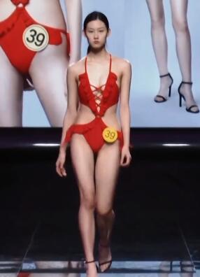 ��Ůģ������ž������Ƶ17