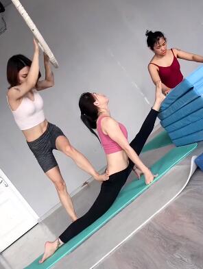 软开度练习来自哈尔滨34岁的姐姐