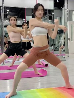 舞蹈课堂实录 舞蹈生的日常练功20