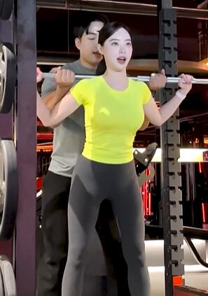 健身运动 健身美女 爱健身爱健康爱生活