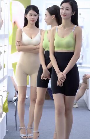 2023SIUF中国内衣文化周时尚走秀4