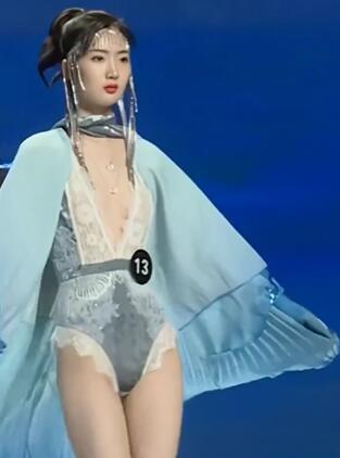 模特秀泳装秀时尚走秀5