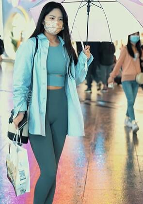 我只要拍瑜伽小姐姐据说兄弟们就会点赞