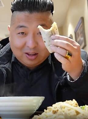 潮个带你喝个商丘第一家羊肉汤,32年老店,汤鲜味美真好