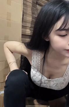 KS汤唯唯 240429 直播录屏 福利闪现