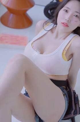 YeonHwa小姐姐的维修女孩穿搭