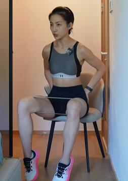 借我5分钟,带你练臀!放下二郎腿,跟我来一组