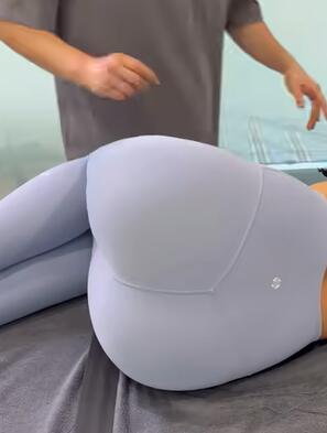 全身肌肉拉伸按摩治疗 241105