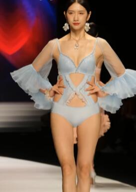 缔妒专场透纱内衣秀 丝袜中国宋朝婚纱元素2