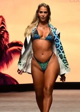 拉丁泳装秀 LILA NIKOLE ep.3 迈阿密泳装周