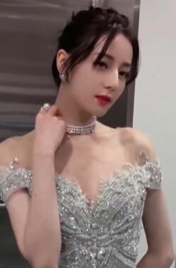 人间理想型 迪丽热巴
