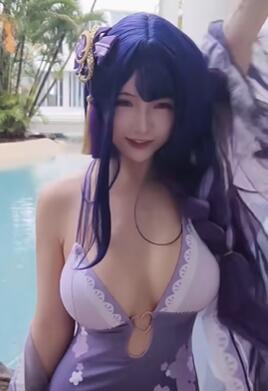 自驾游到Brisbane 拍雷神泳装