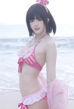 当我送她一个手办后