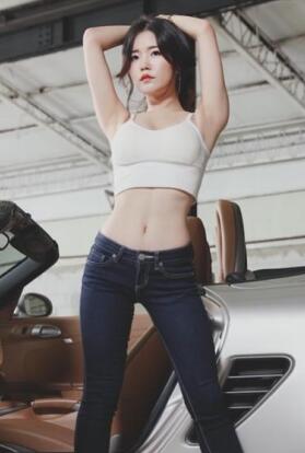 赛车模特洪智恩(Hong Jieun)超级跑车庆典