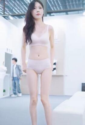 2024深圳SIUF内衣展 内衣秀 Racing Model 03