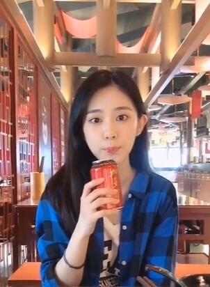 快手潘大甜短视频,吃饭结帐时发现被哥骗