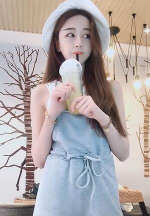 快手福利视频:见过这么漂亮的MM吗!