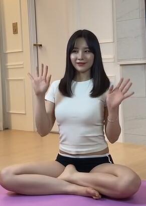 几个简单的瑜伽动作