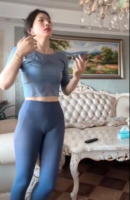 ����٤����Ů����ֱ���طţ���������