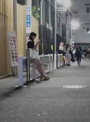 美女,一块吃宵夜不~~大久保